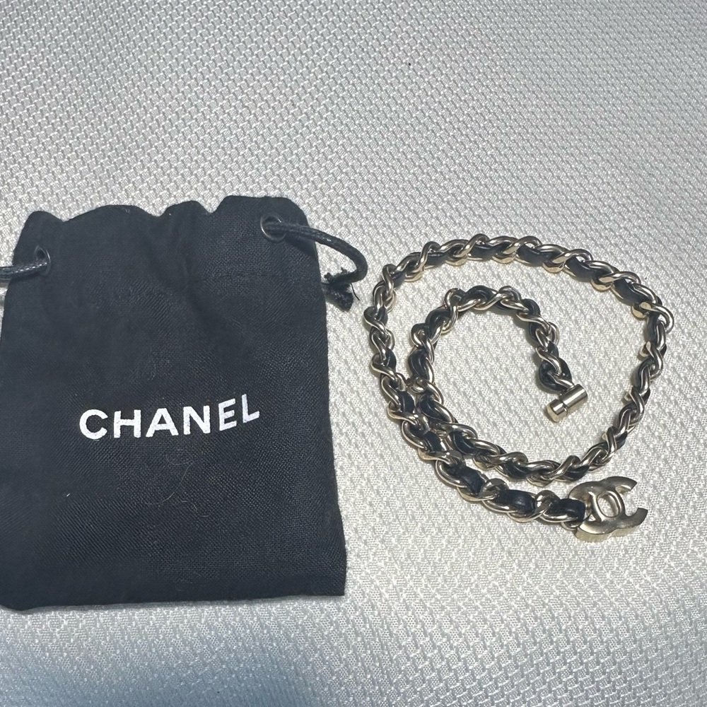 CHANEL CC Champagne Gold bracelet